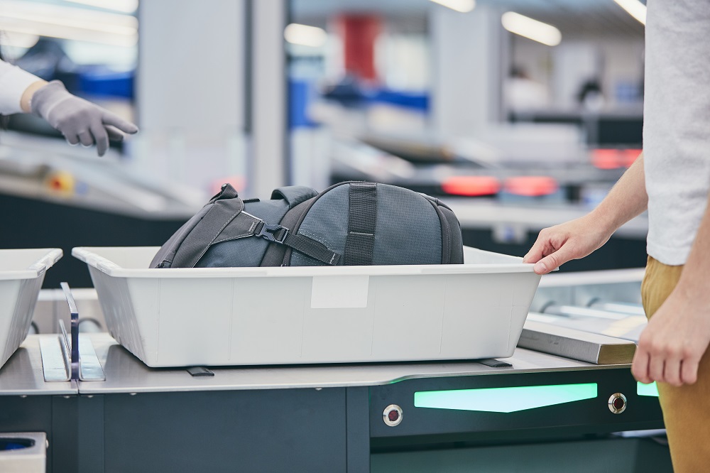 Handgepäck Kontrolle Flughafen
